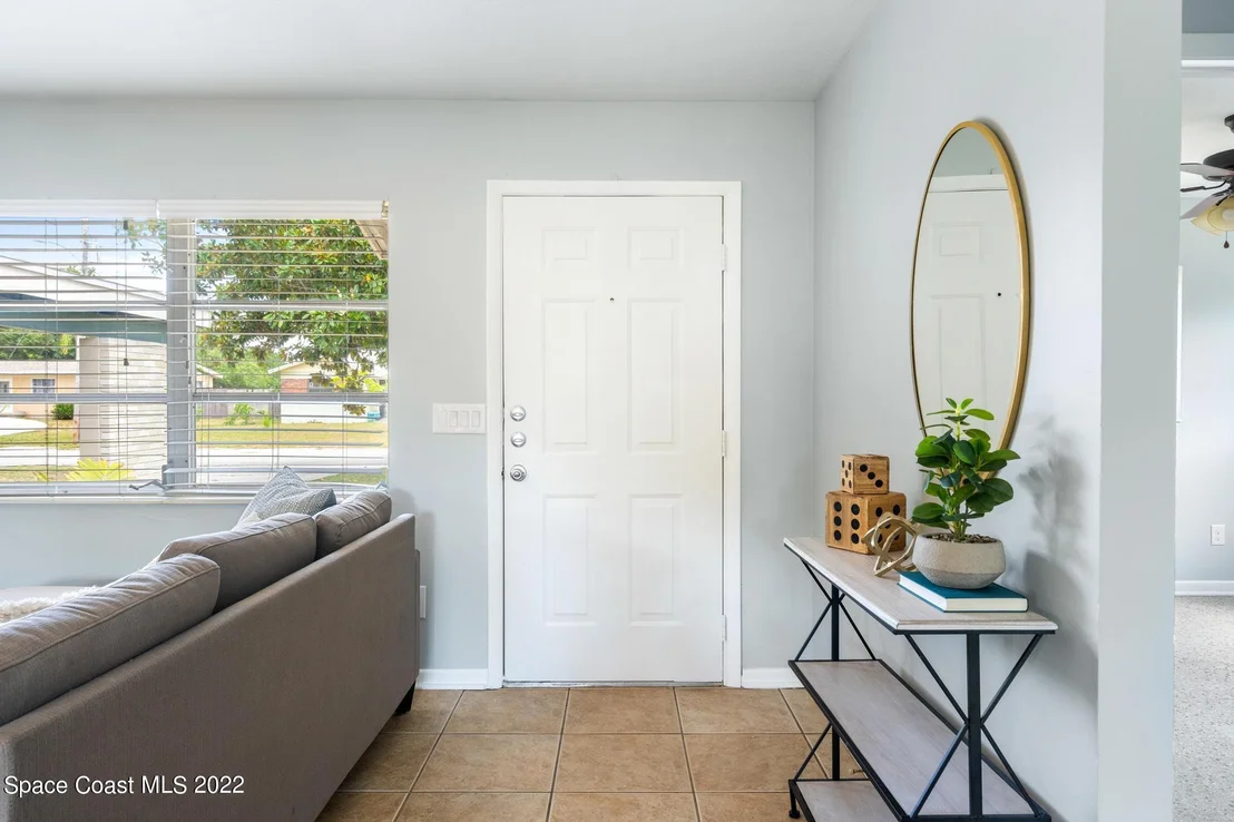 Photo of 973 Cardon Drive