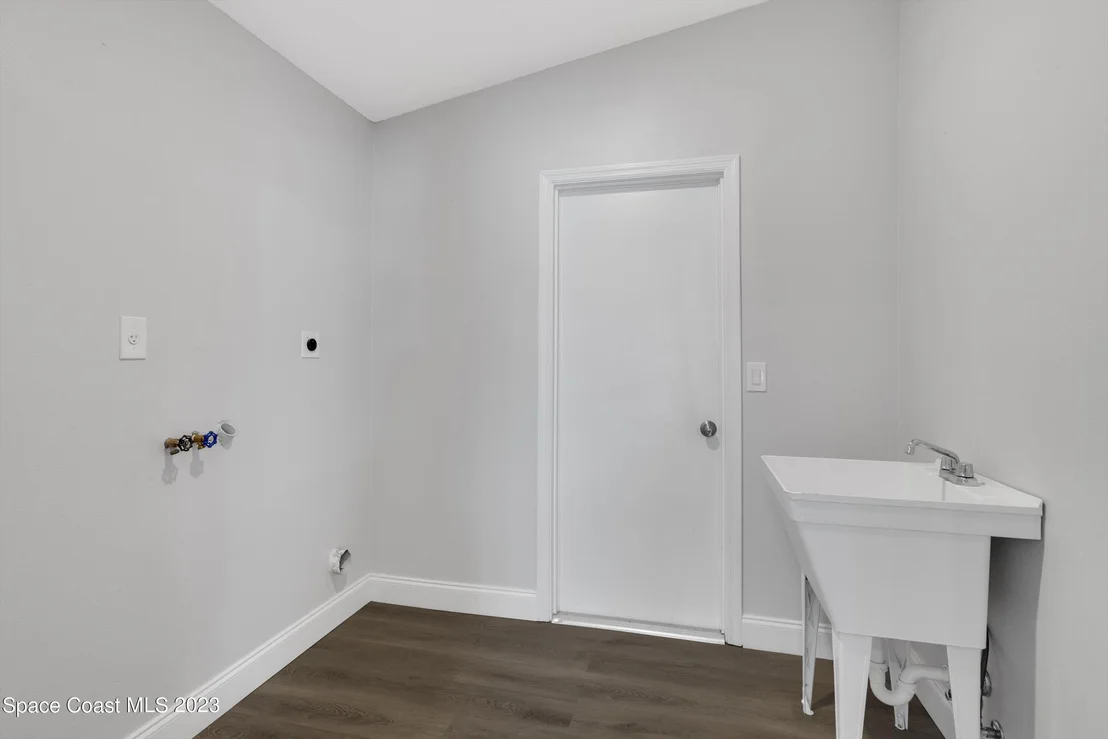Photo of 4300 Swanna Drive