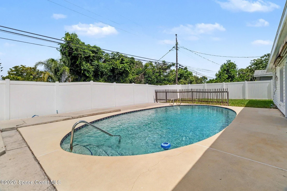Photo of 748 Clarke Avenue