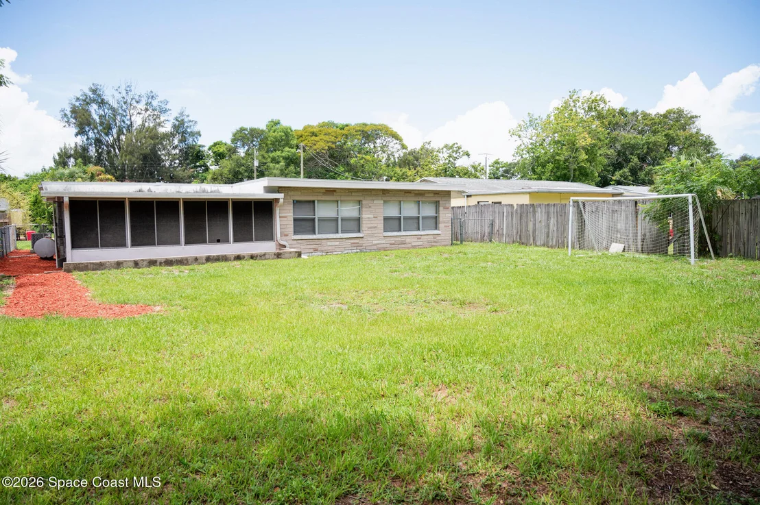 Photo of 633 Wisteria Drive