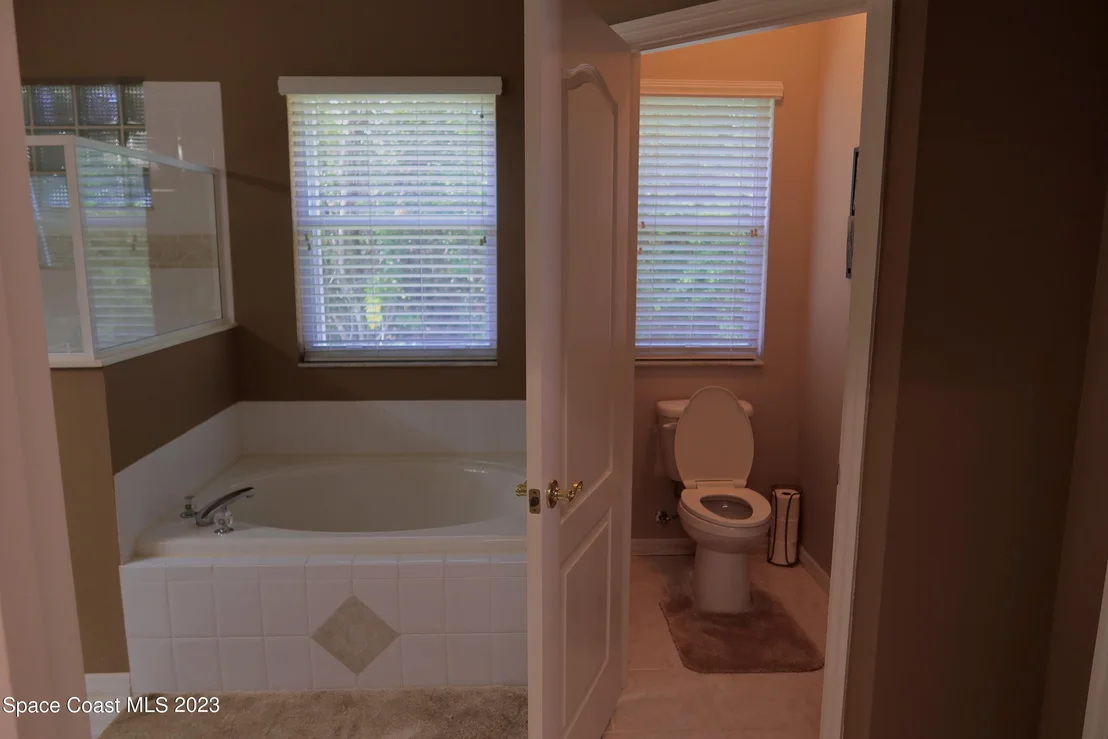 Photo of 910 Misty Creek Drive