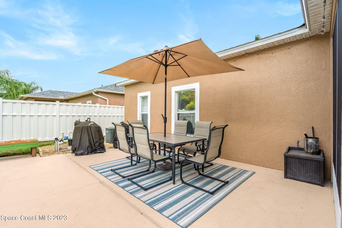 Photo of 5916 Indigo Crossing Drive