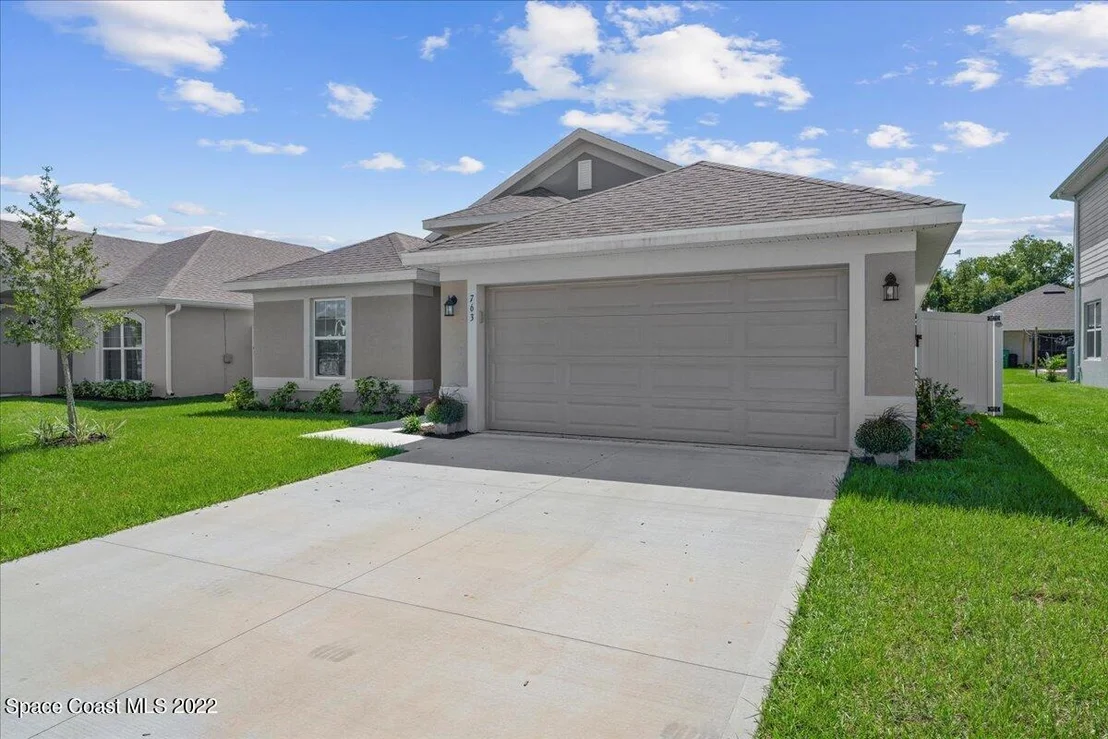 Photo of 763 Moment Street