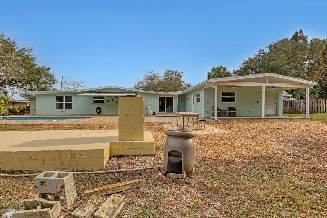 Photo of 592 Hillside Court