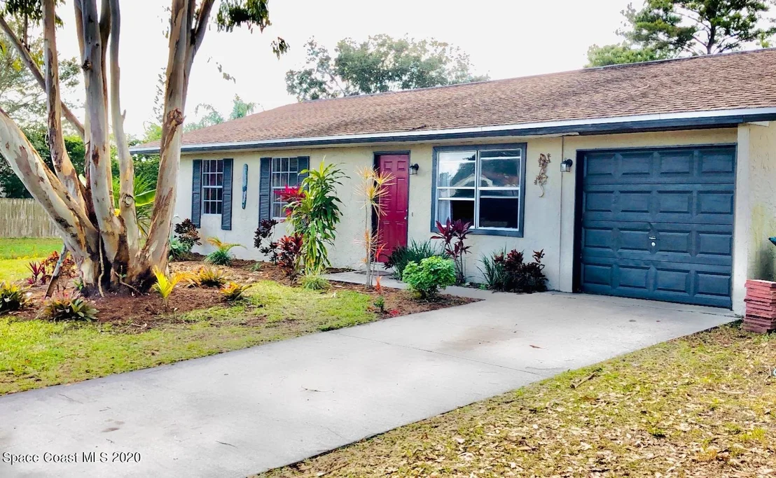 Photo of 1320 Creel Road NE