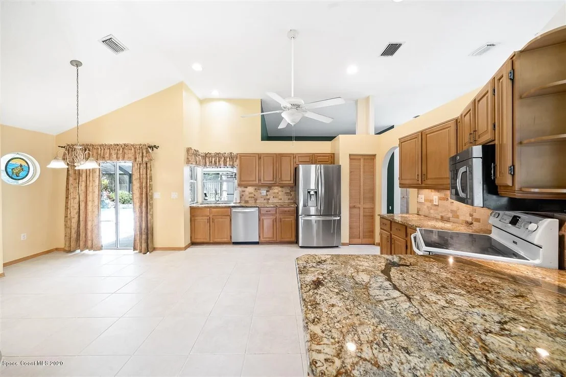Photo of 1338 Silver Lake Drive