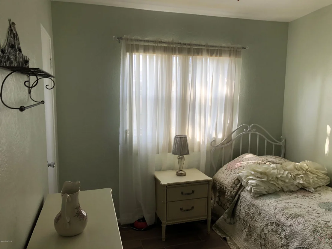 Photo of 1889 Cedarwood Drive