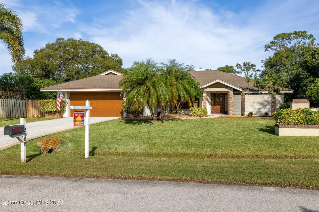 Photo of 2288 Hamlet Drive