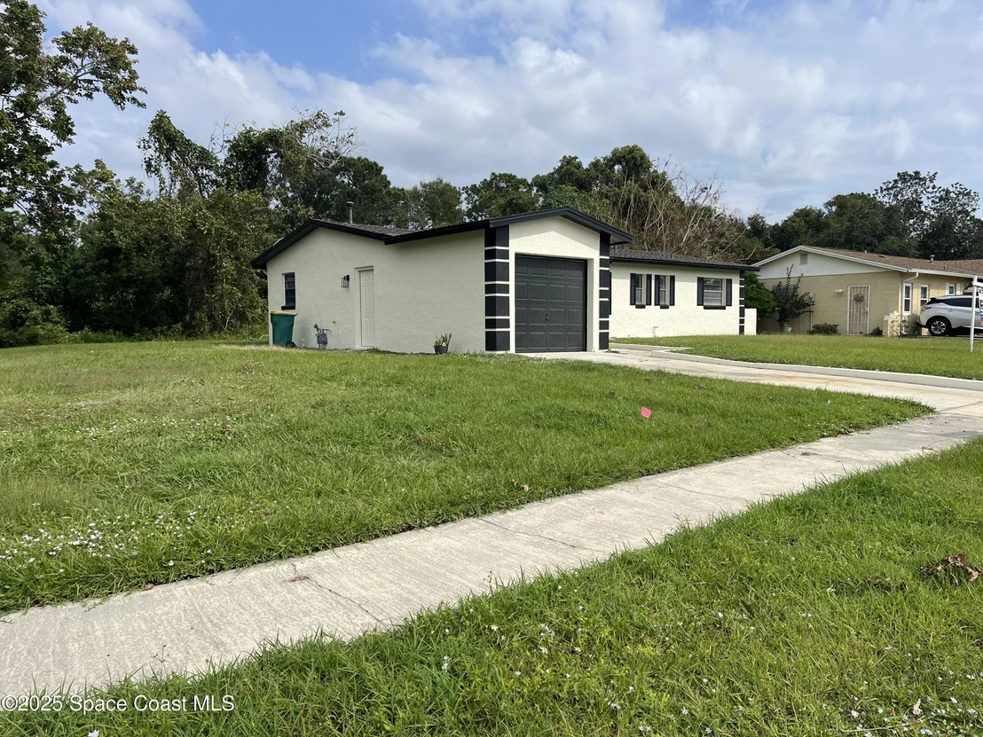 Photo of 3658 Briarcliff Way