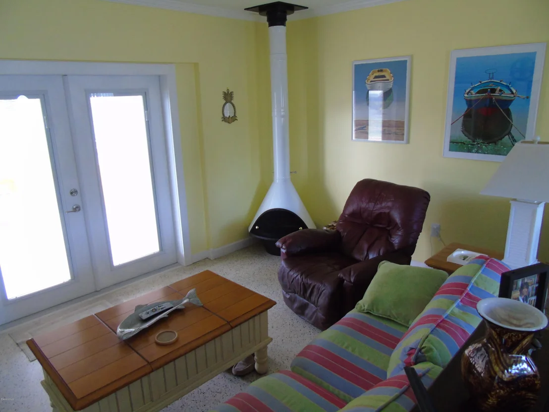 Photo of 140 Surry Lane