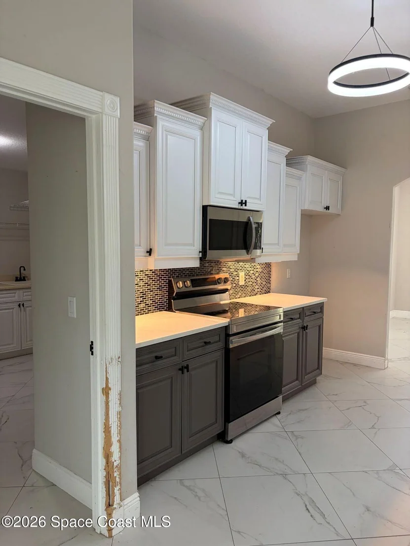 Photo of 120 Palm Circle
