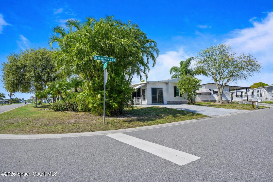 Photo of 922 Bougainvillea Circle