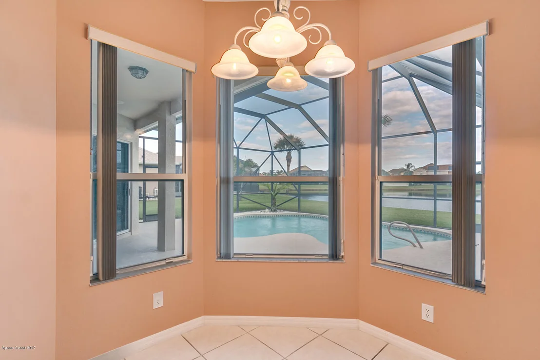 Photo of 3637 Peninsula Circle