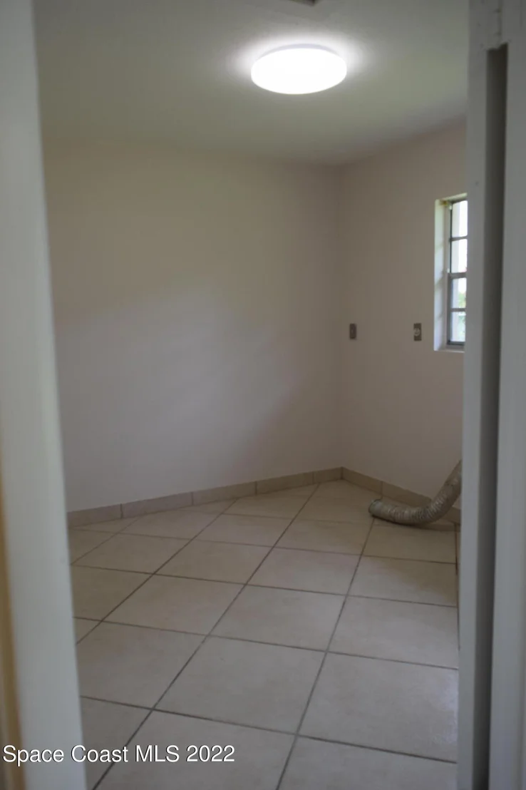 Photo of 771 Cobblestone Lane NE