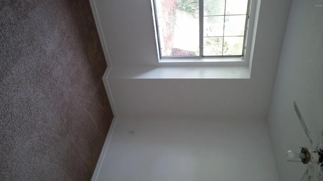 Photo of 5961 Midway Avenue