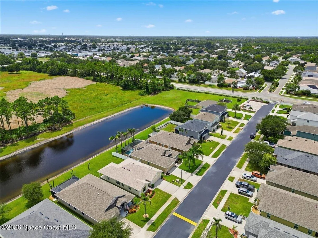 Photo of 1717 Alaqua Way