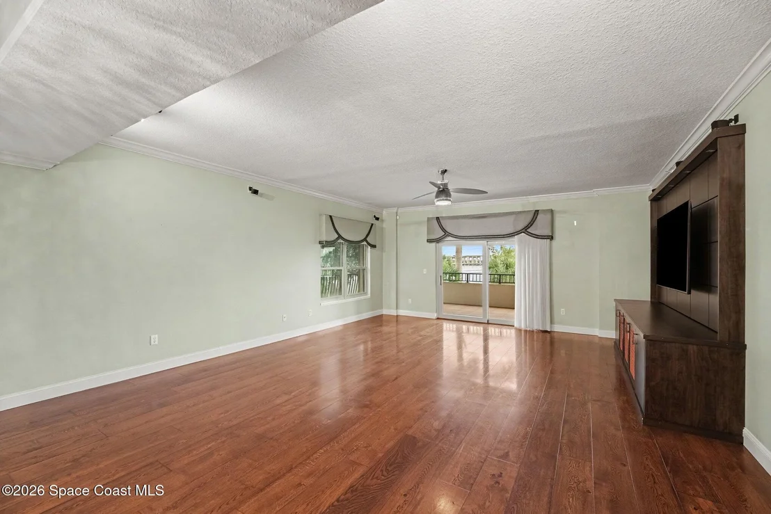 Photo of Unit 203 at 29 Riverside Drive