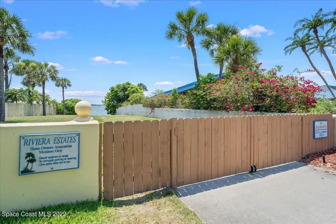 Photo of 453 Dolphin Street
