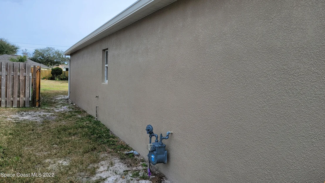 Photo of 2111 Spring Creek Circle NE