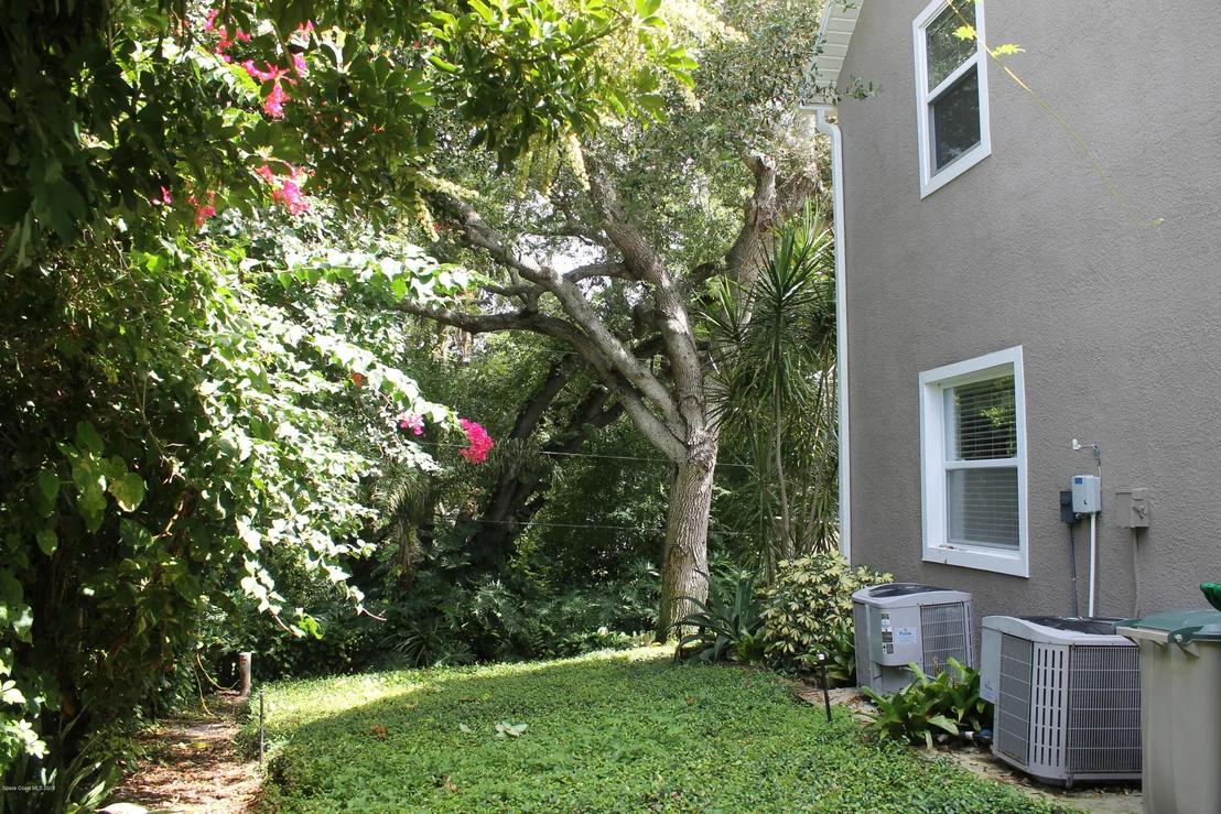 Photo of 3212 Buckingham Lane