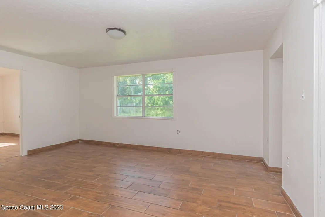Photo of 2253 Leewood Boulevard