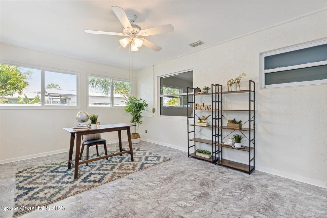 Photo of 468 Tulip Drive