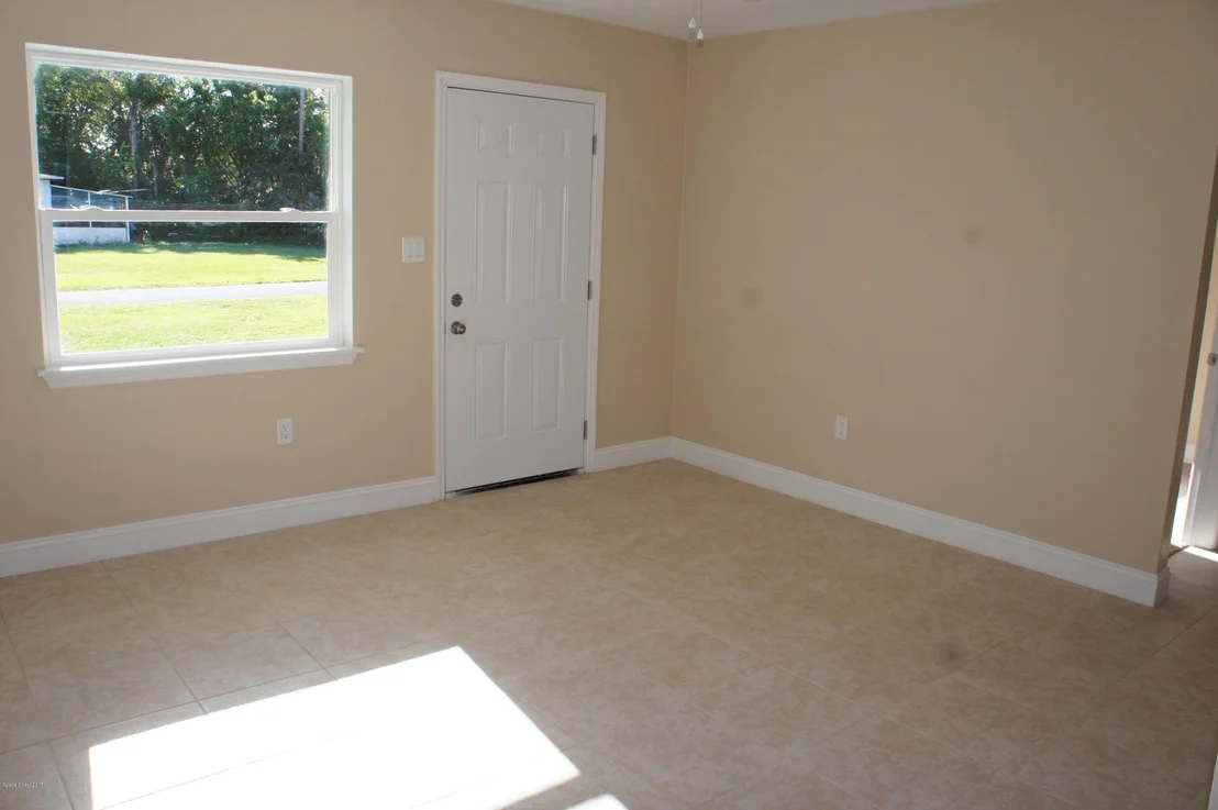 Photo of 722 Bonnie Circle
