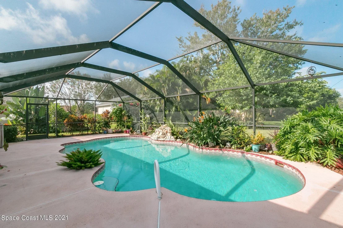 Photo of 842 Potomac Drive