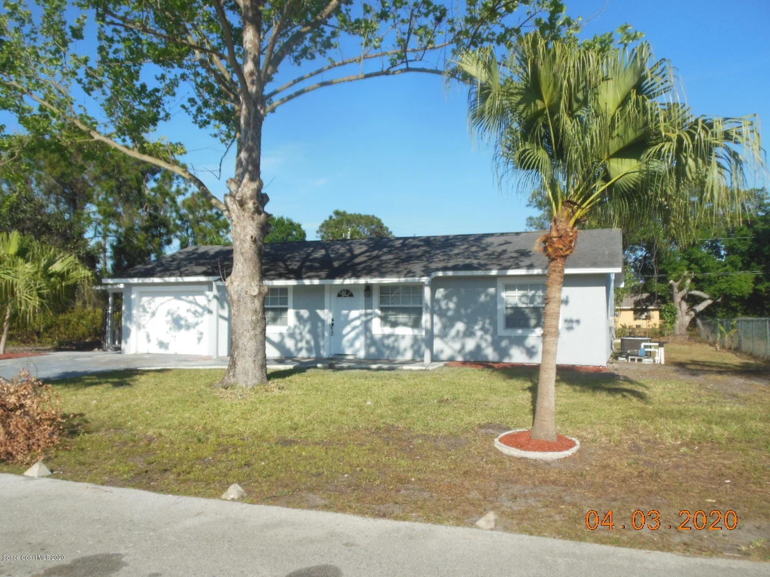 Photo of 991 Sable Circle SE