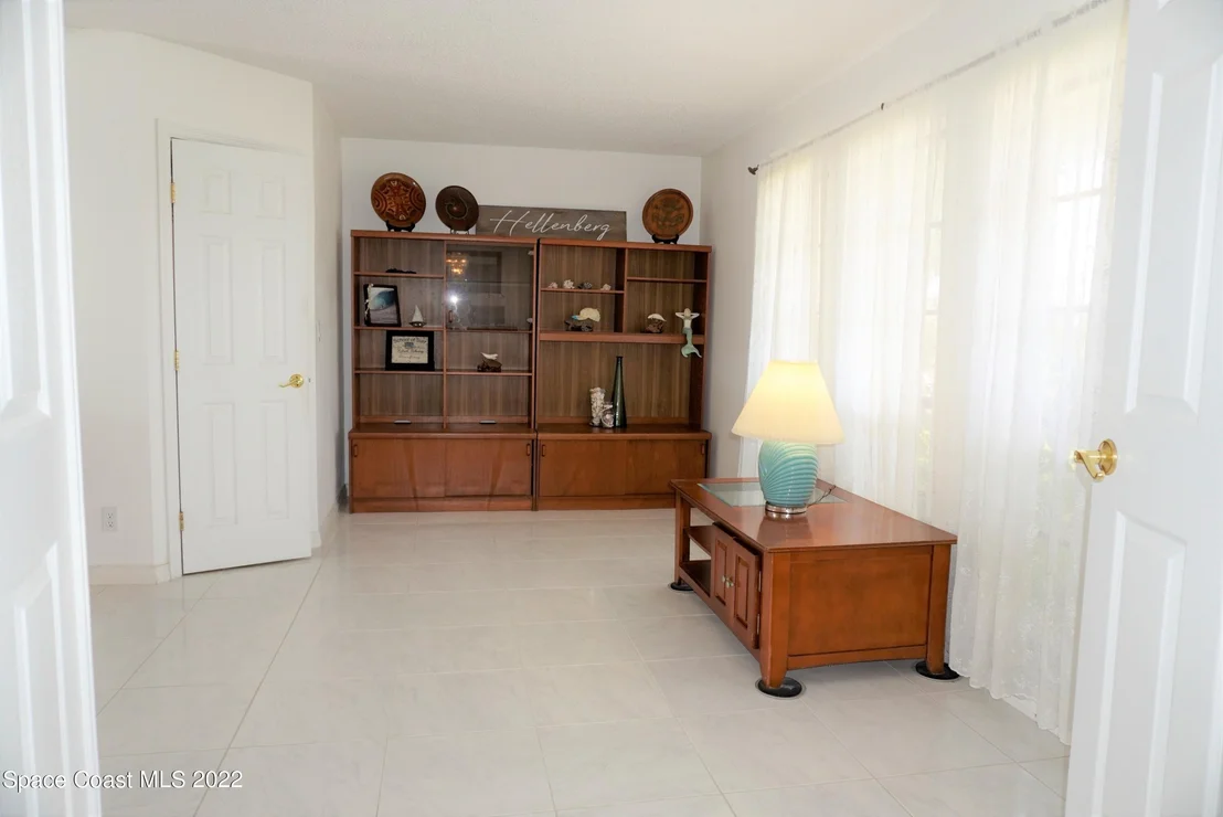 Photo of 710 Hibiscus Drive