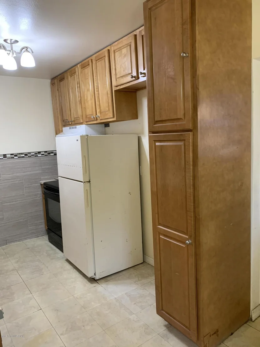 Photo of 3002 NE Easy NE