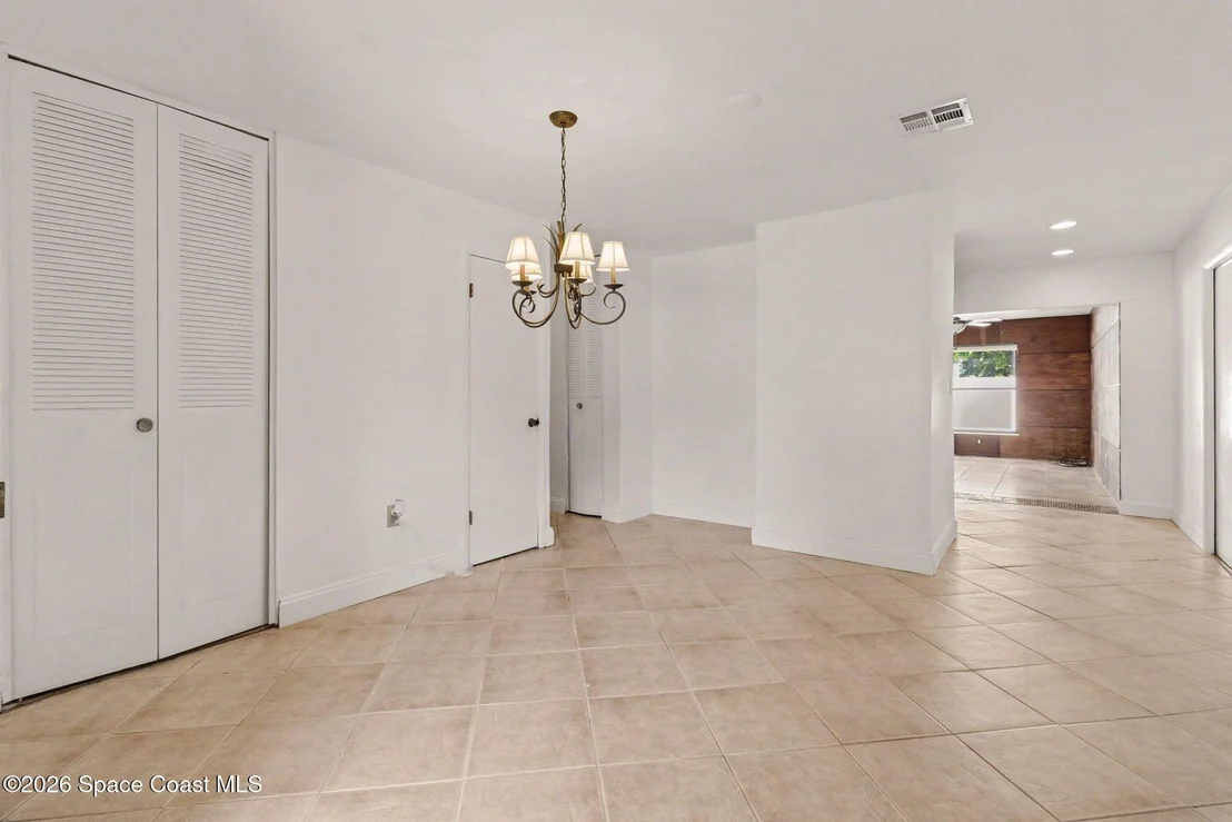 Photo of 748 Clarke Avenue