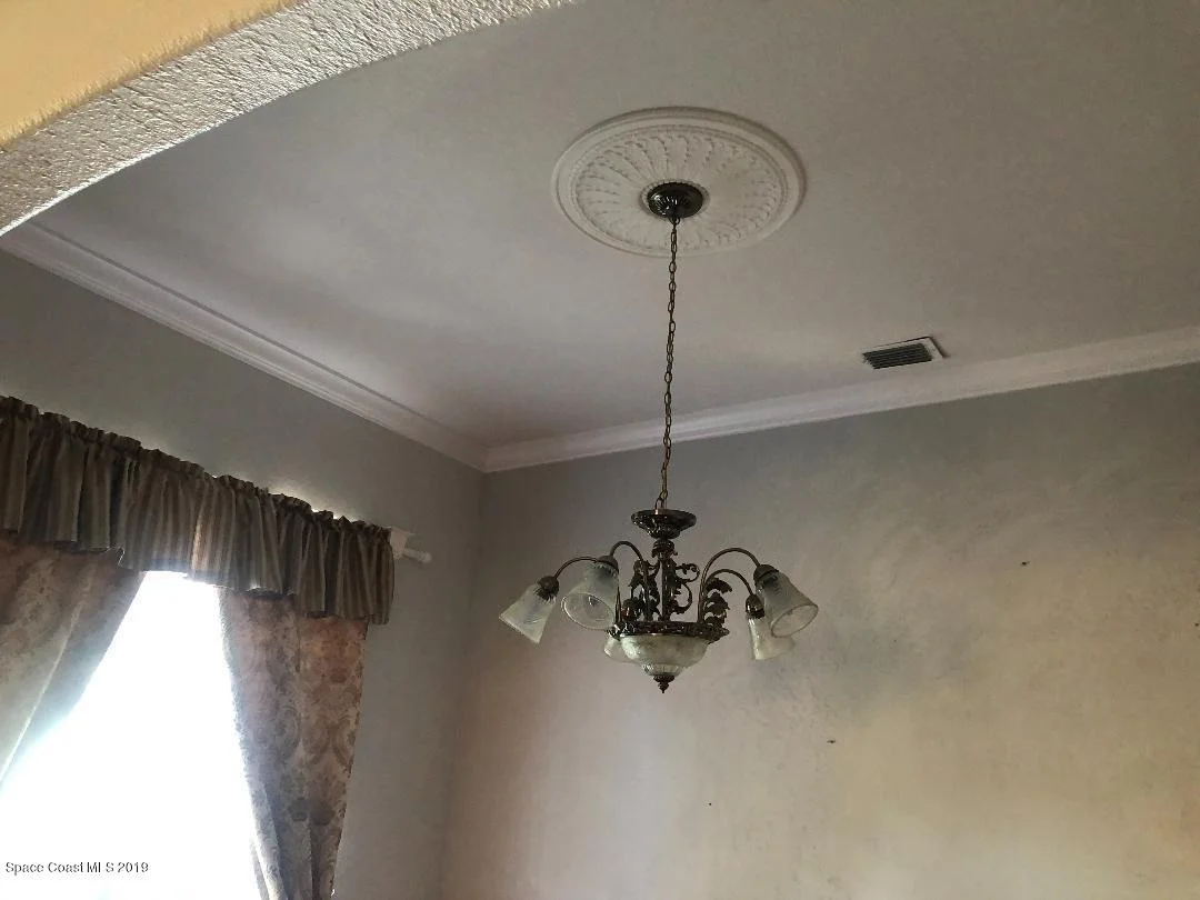 Photo of 1143 Spring Oak Drive