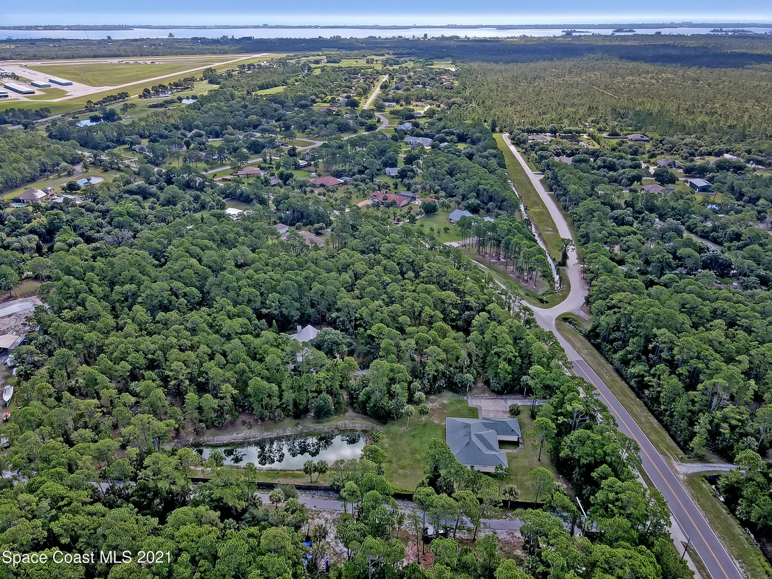 Photo of 2420 Valkaria Road