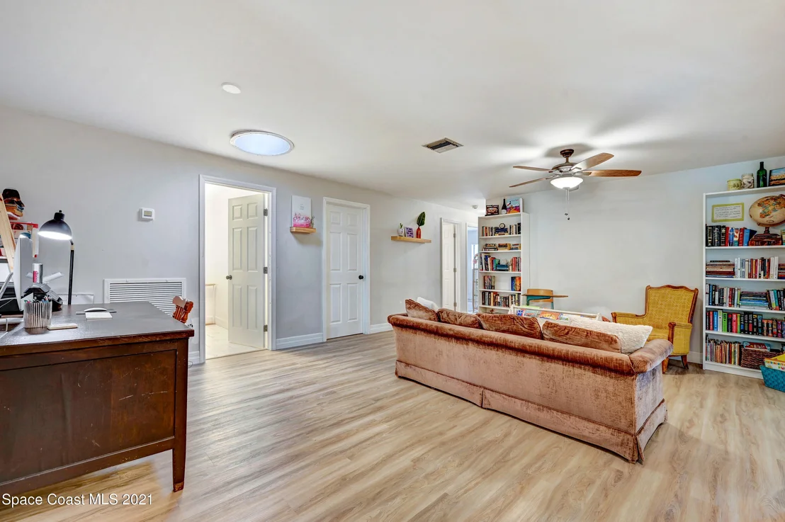 Photo of 556 Chestnut Street