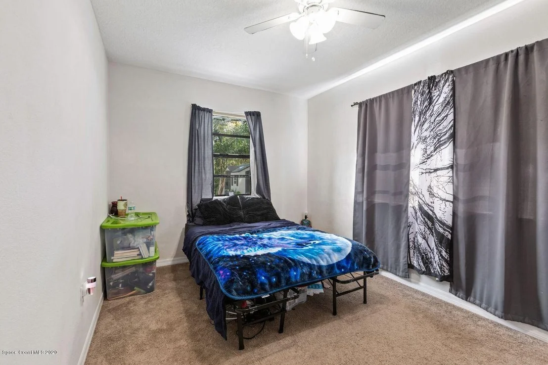 Photo of 817 Glenmore Circle