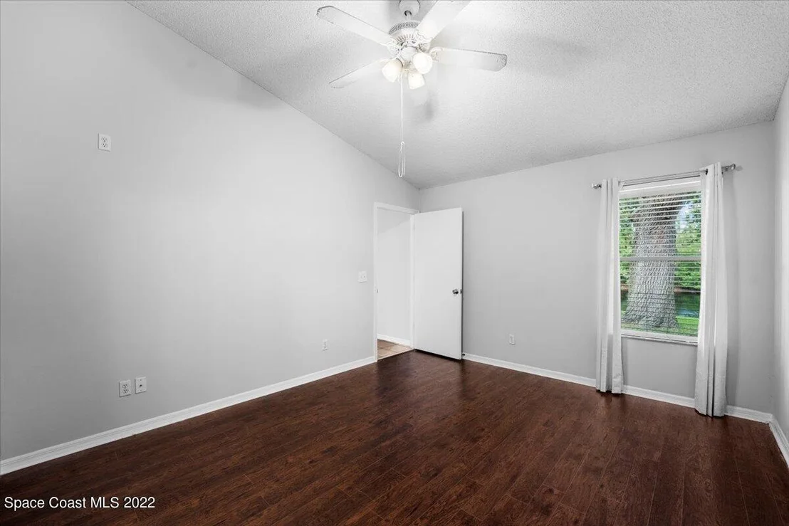 Photo of 1373 California Drive