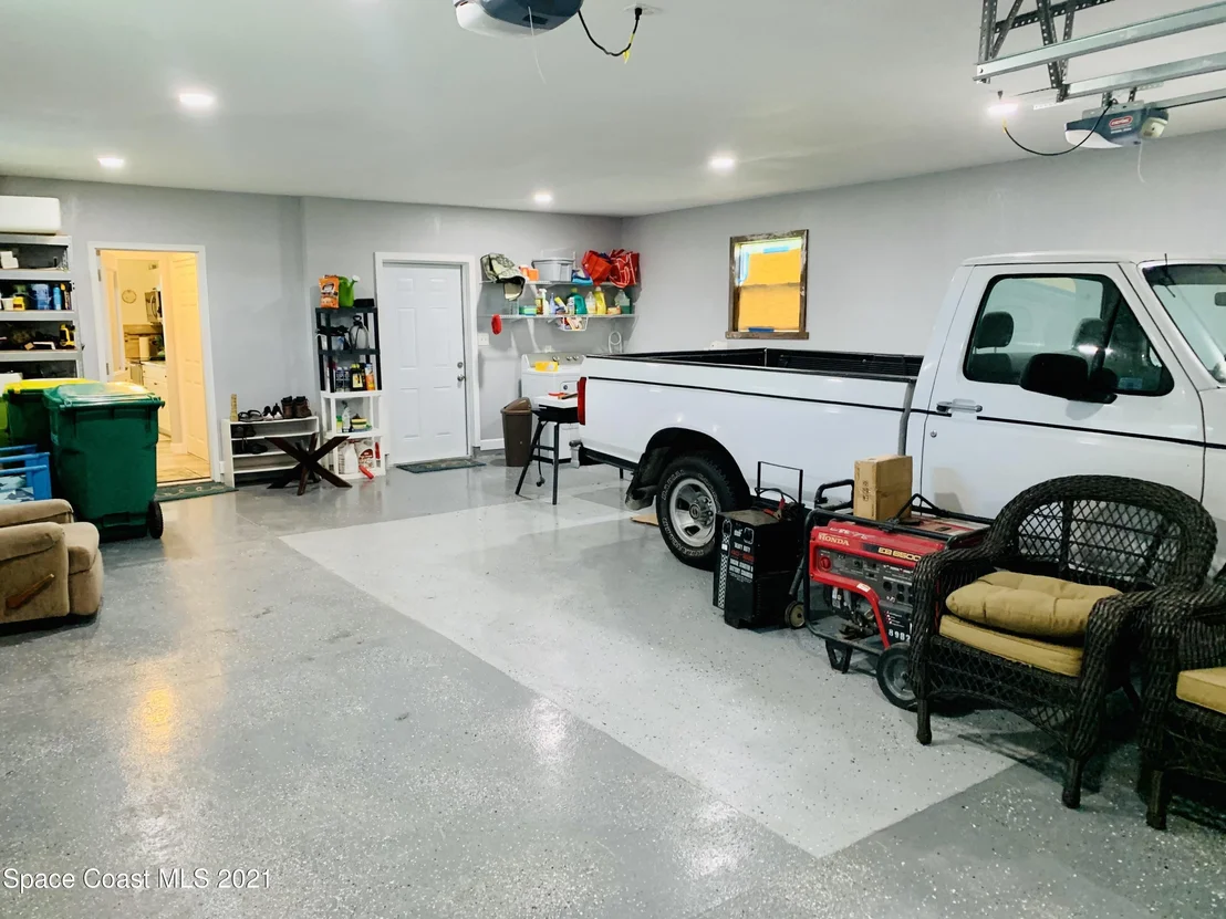 Photo of 3155 Lionel Road