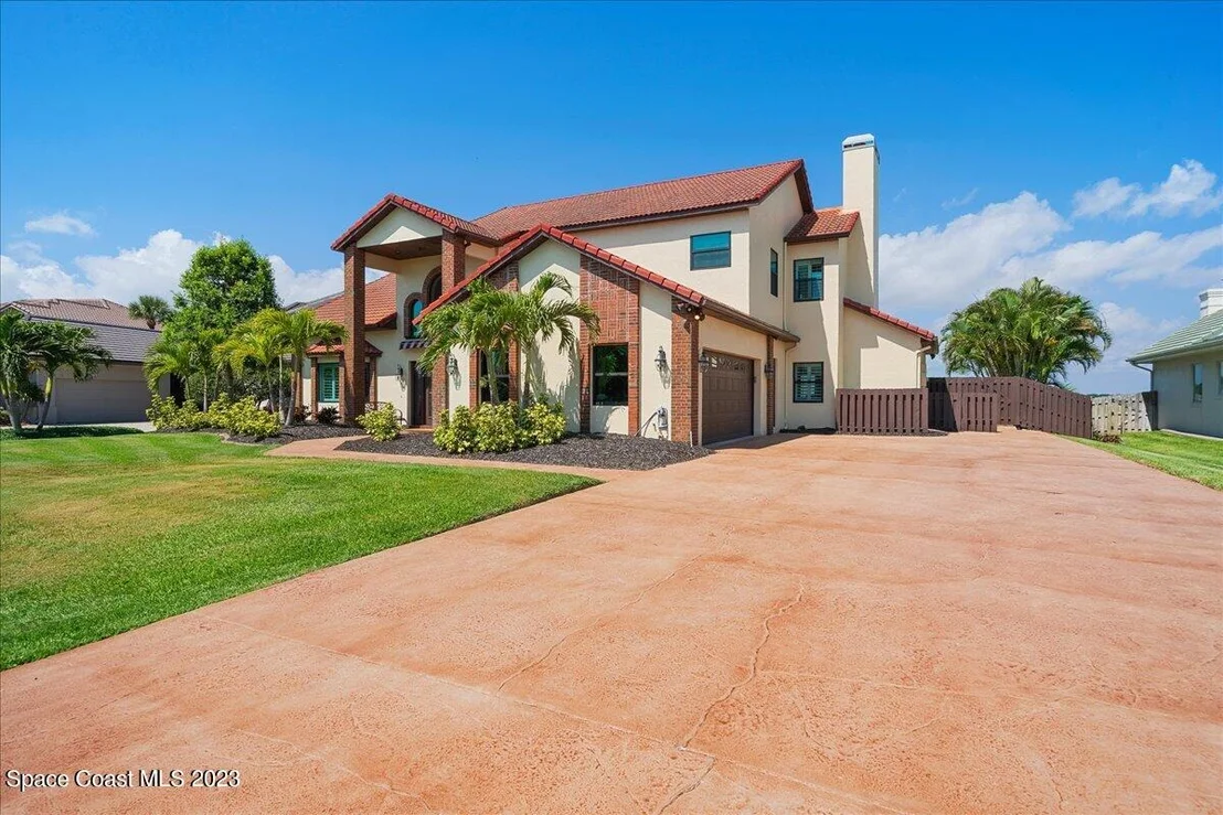 Photo of 544 Lanternback Island Drive