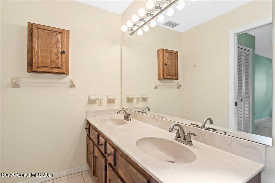 Photo of 350 Cherry Drive
