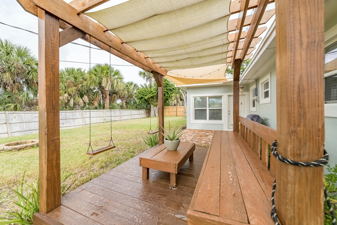 Photo of 280 Albatross Drive