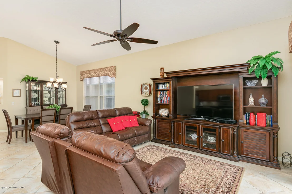 Photo of 3861 Saint Armens Circle