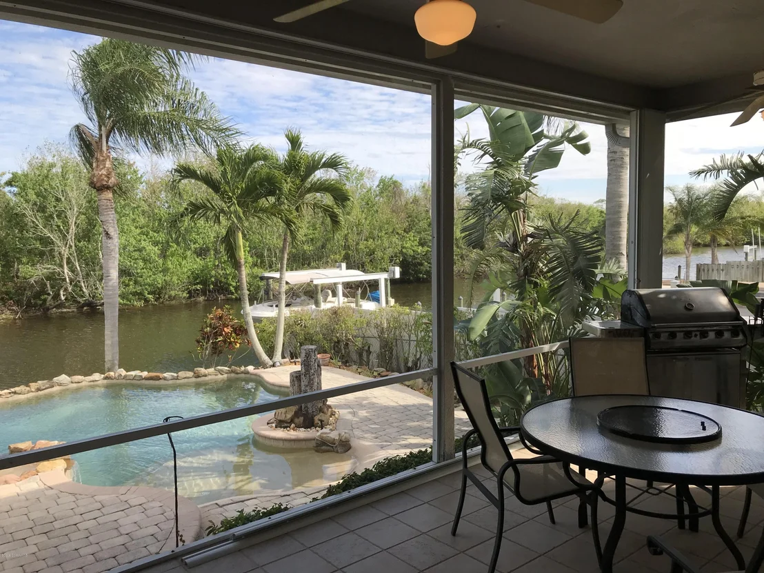 Photo of 1041 Sunswept Road NE