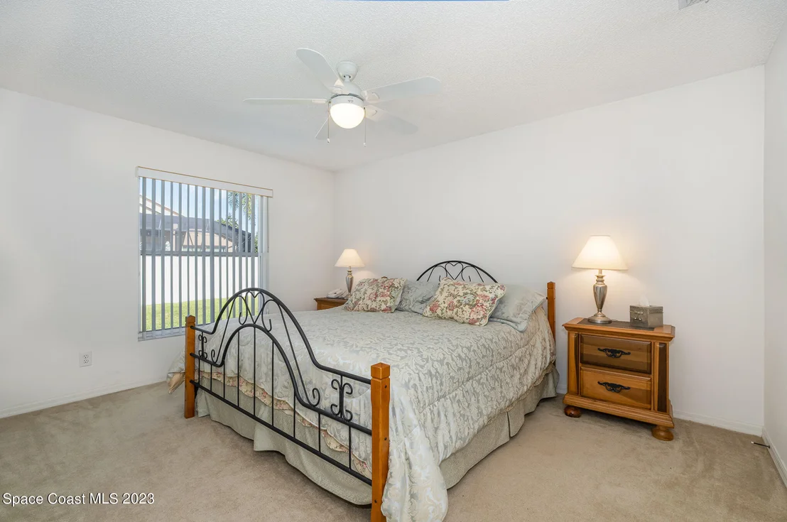 Photo of 896 Shaw Circle