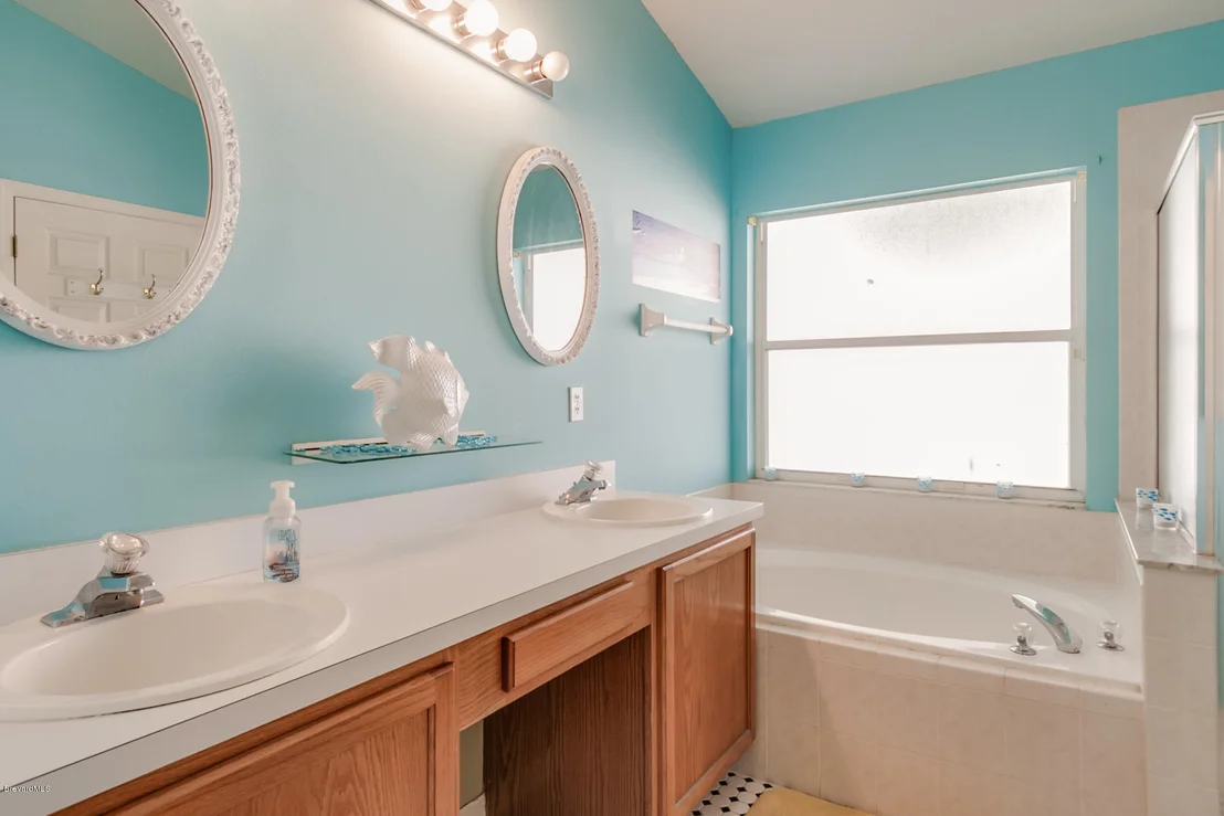 Photo of 963 Shaw Circle