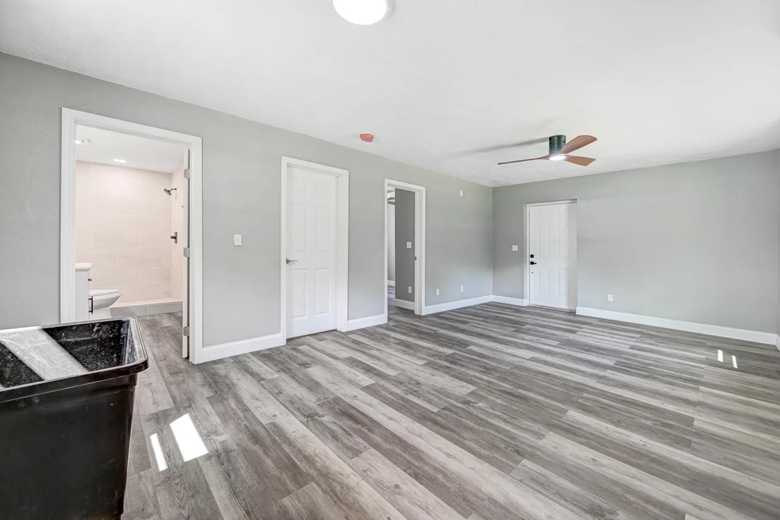 Photo of 447 Helen Street