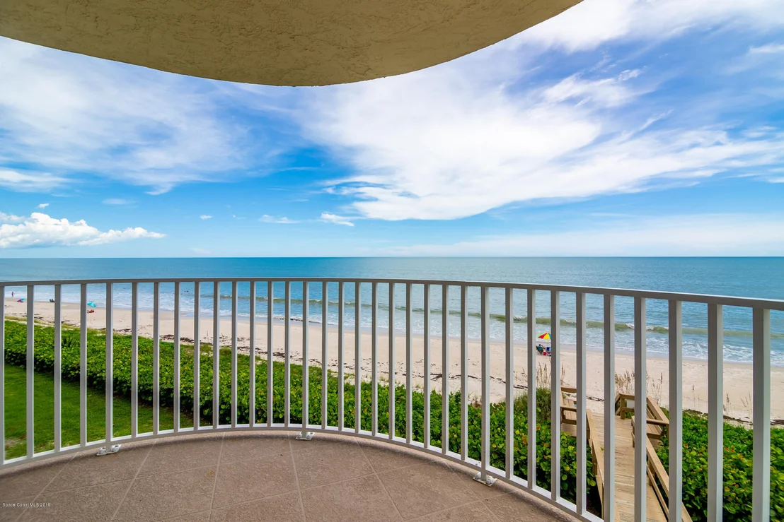 Photo of Unit 310 at 2225 Highway A1a