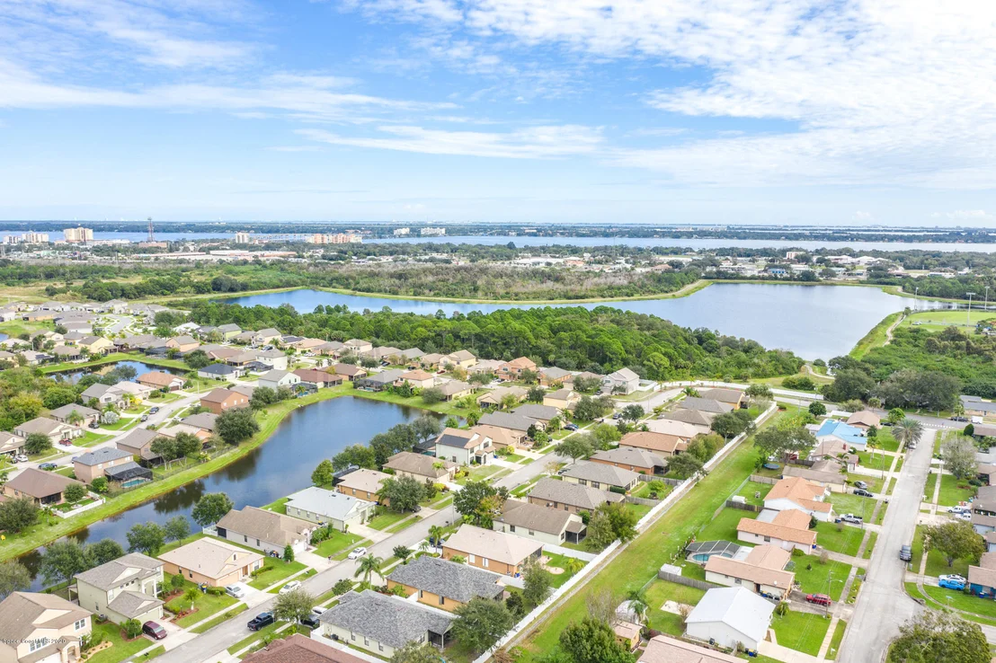 Photo of 1210 Bolle Circle