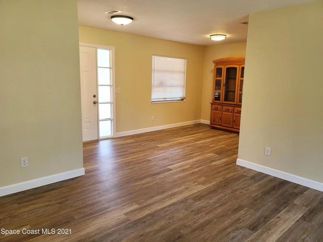 Photo of 1016 Regalia Drive