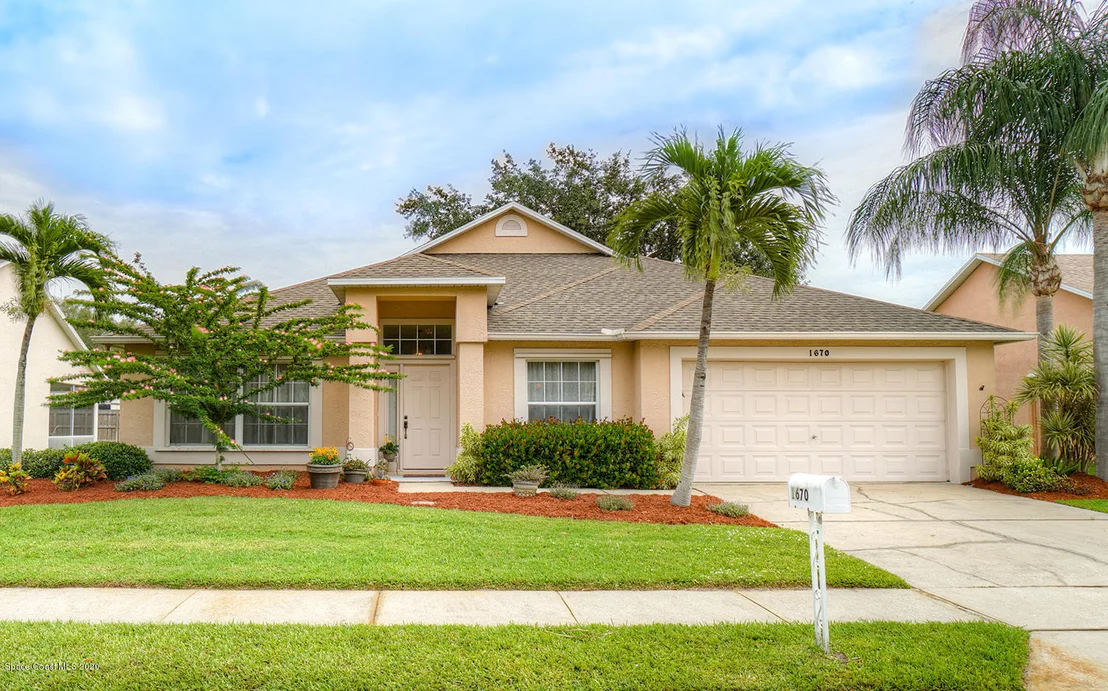 Photo of 1670 Rustic Way